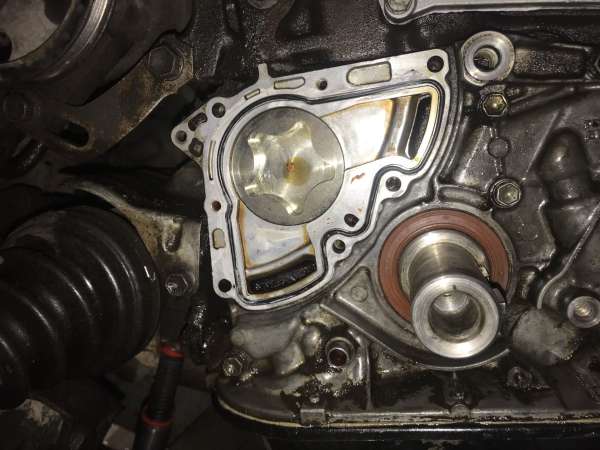 Замена масляного насоса Porsche Порше
